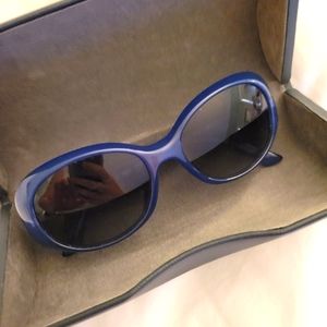 Fendi sunglasses in blue